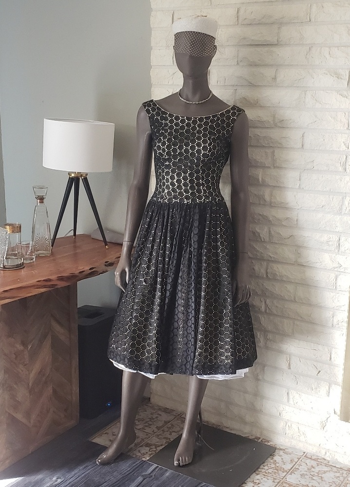 1950s cocktail dress